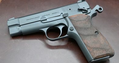 Klasszikus rövidebb csővel: Springfield SA-35 Compact